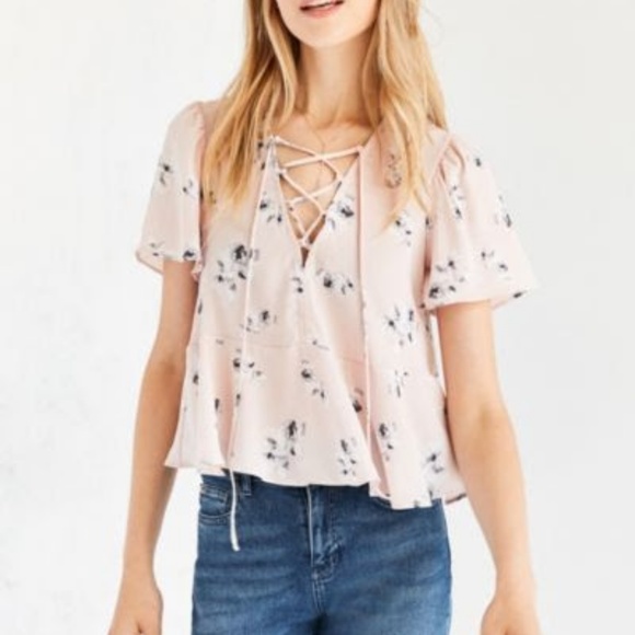 UO Flower Top - Picture 1 of 5